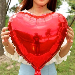 Balon cu heliu inimă roșie