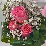 Lumânare de botez cu trandafiri roz și gypsofila